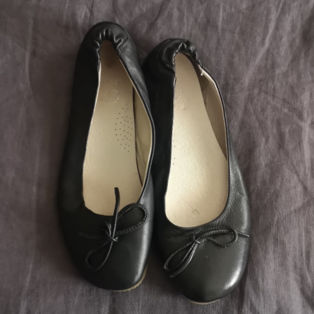 Gidigio Italian leather flats